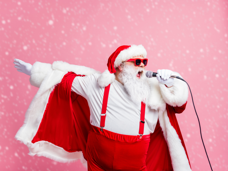 TRĂIȚI CRĂCIUNUL CU ISGUS